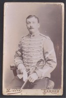 TARBES - Photo ( 15 X 10 Cm ) D'un Militaire Du 10 E Hussards De Tarbes Collée Sur Carton - 2 Scans - Uniforms