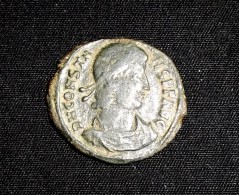 Constans, Galley-Phoenix, 348 - 350 (A.D. ), RIC VIII Thessalonica 120, AE3. - Autres & Non Classés
