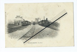 CPA -  Hondschoote  -  Hondshoote  -  La Gare  -  Train  , Locomotive - Hondshoote