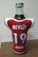 AC - COCA COLA EMPTY BOTTLE & CROWN CAP TURKISH FOOTBALL NATIONAL TEAM NAMES SOCCER - 19 - MEVLUT - Flessen