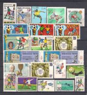 Lot 144 Sports Soccer Small Collection 22 Different - Oblitérés