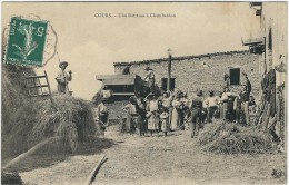 Rhone : Cours, Une Batteuse A Chambardon, Trés Belle Carte Animée, Rare - Cours-la-Ville