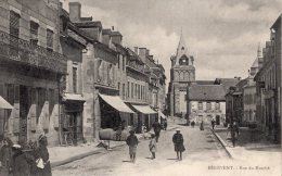 V1775 Cpa 23 Bénévent - Rue Du Marché - Benevent L'Abbaye