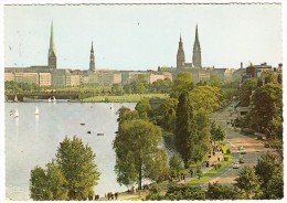 Hamburg: Außenalster Und Türme Der Stadt - 1962 - VW 1200 KÄFER/COX - Mitte