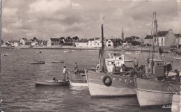 ILE TUDY FINISTERE LE PORT   BATEAU DE PECHEUR - Ile Tudy