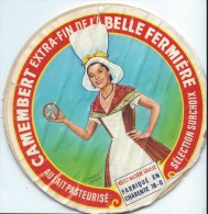 Etiquette De Fromage /Camembert/Charente / La Belle Fermiére/ Années 1960-1970   FROM8 - Collezioni