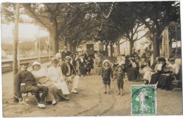 ROYAN (17) Carte Photo Promenades Superbe Animation - Royan