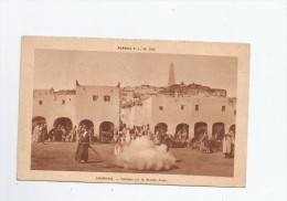 GHARDAIA  FANTASIA SUR LA GRANDE PLACE 1930 - Ghardaïa