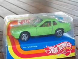 HOT WHEELS - PORSCHE 924 Avec Sa  Boite Scala 1/43 - Hot Wheels