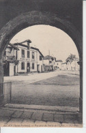 PAYS BASQUE - ASCAIN - Vue Prise Du Porche De L´église ( Epicerie Mercerie Boucherie )  PRIX FIXE - Ascain