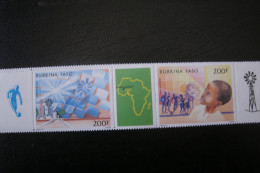 TIMBRE Des  Burkina Faso   N° 277 A     PA   Triptyque ** - Burkina Faso (1984-...)