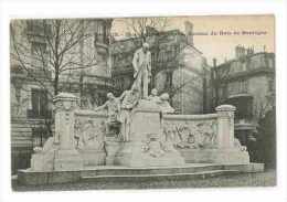 CPA 75 PARIS MONUMENT D'ALPHAND AVENUE DU BOIS DE BOULOGNE - Statues