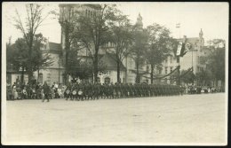 ÖSTERREICH 1938 (ca.) S/w.-Foto-Ak.: Parade österr. Bundesheer (Ort ?) Ohne Uhv. Kurz Vor Der... - Other & Unclassified