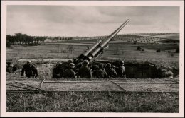 DEUTSCHES REICH 1939 (ca.) S./w.-Foto-Ak.: "Unsere Luftwaffe", Schw. Flak 8,8 Cm In Feldstellung Mit... - Other & Unclassified