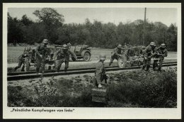 DEUTSCHES REICH 1935 (ca.) S/w.-Foto-Ak.: "Feindlicher Kampfwagen Von Links", 2 Einheits-PKW + 2x Pak 3,7 Cm... - Other & Unclassified