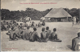 ⭐ Congo - CPA - Carte Postale - Les Saras De Mavouadi Attendent Le Déjeuner ⭐ - Autres & Non Classés