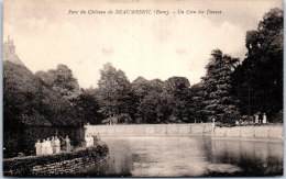 27 BEAUMESNIL  - Le Parc Du Château - Un Coin Des Douves. - Beaumesnil