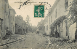 Chateauneuf La Foret : Avenue Du Pont - Chateauneuf La Foret