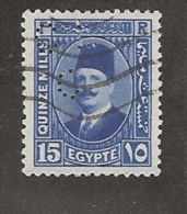 Perfin Perforé Firmenlochung Egypt Sg 160 CLC  Crédit Lyonnais Le Caire - Gebruikt