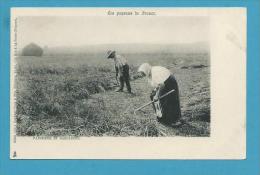 CPA Raphaël Tuck Série 122-4 LES PAYSANS DE FRANCE - Faucheur Et Sarcleuse - Cultures