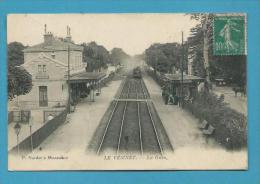 CPA Chemin De Fer Train La Gare LE VESINET 78 - Le Vésinet