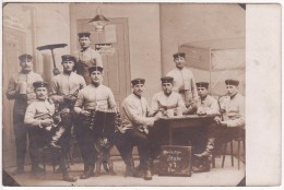 Carte Postale Photo Militaire Allemand WISSEMBOURG-WEISSENBURG (Bas-Rhin) Chambrée-Soldats Avec Accordéon-Mandoline-Pipe - Wissembourg