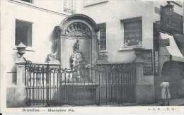 Bruxelles - Manneken Pis - Circulé En 1905 - Dos Non Séparé - TBE - Famous People