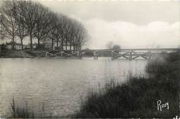 - Loire Atlantique -ref -B680 - Frossay - La Chaussée - Le Pont Sur Le Canal - Ponts - Canaux - Carte Bon Etat - - Frossay