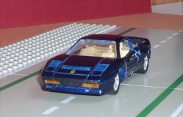 FERRARI 288 GTO Bleue - échelle 1/36ème - MAISTO - Maisto