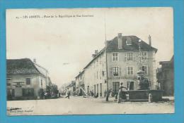 CPA 25 - Fontaine Place De La République Et Rue Gambetta LES ABRETS 38 - Les Abrets