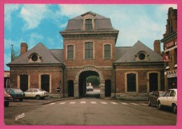 Condé Sur L'Escaut - Porte Vautourneaux - Vieilles Voitures - Édition De L'Europe - PIERRON  à Sarreguemines - Couleurs - Conde Sur Escaut