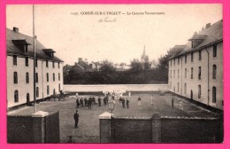 Condé Sur L´Escaut - La Caserne Vautourneux - Animée - Édition H. DAMÉE à Valenciennes - Conde Sur Escaut