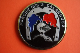11é REGIMENT DE CUIRASSIERS  C.I.A.B.C. CARPIAGNE REGION PROVENCE BDR MARCHE DES 3 CALANQUES MEDAILLE INSIGNE MILITAIRE - Francia