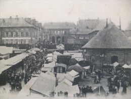 CPA 54 Meurthe Et Moselle Longwy  La Foire De Pâques - Longwy