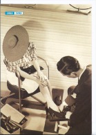 CPM FASHION Shoes - Chaussures SKOringen - Femme Rétro Talon Aiguille Capeline Vendeur Repose Pied - 1955 /1995 - Mode