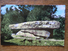 46 - Livernon : Dolmen "La Pierre Martine " - Livernon