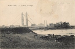 71 CHAUVORT - Le Pont Suspendu - Vaches - Autres & Non Classés