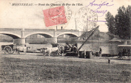 77...SEINE ET MARNE...MONTEREAU........PONT DU CHEMIN DE FER...attelage - Montereau