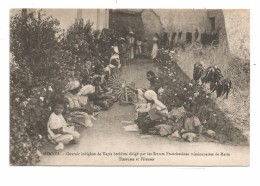 MAC.0028/ Meknès - Ouvroir Indigène De Tapis Berbères Dirigé Par Les Soeurs Franciscaines - Tisseuses - Meknès