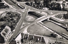 LE CHESNE . Vue Aérienne . Le Chesne En Reconstruction . Les Ponts En X . - Le Chesne