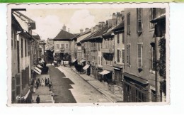 CPA-01-1930-SEYSSEL-LA PLACE ET L'HOTEL DE VILLE-PERSONNAGES-COMMERCANTS DANS LA RUE - Seyssel