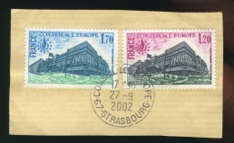 France Sur Fragment - Service Y&T 56 Et 58 - Conseil De L'Europe  Strasbourg -27.09.2002 - Used