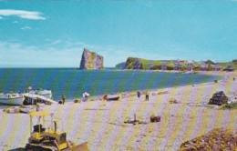 Canada Perce Rock From Beach And Dock Of The Lady Esterly Tour Boats Perce Quebec - Percé