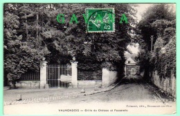 95 VALMONDOIS - Grille Du Chateau Et Passrelle - Valmondois