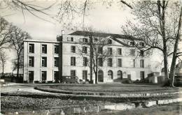 CHATELLERAULT CHATEAU DE CHARLET CLINIQUE CHIRURGICALE DU DOCTEUR BLONDEAU - Chatellerault