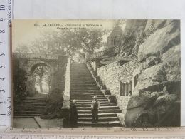 56 - LE FAOUET - L'escalier Et Le Beffroi De La Chapelle Sainte Barbe - Faouët