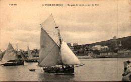 PORT-en-BESSIN - Barques De Pêche Sortant Du Port - Port-en-Bessin-Huppain