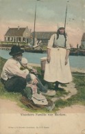 Delcampe - NL MARKEN / Visschers Familie Van Marken / CARTE COULEUR - Marken