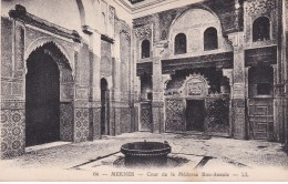 POSTAL DE MEKNES DE COUR DE LA MÉDERSA BOU-ANANIA (MARRUECOS) - Meknès