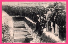 La Catastrophe Des Mines De Courrières - Bénédiction De La Fosse Commune - Curé - Animée - ALEXANDRE - Mines